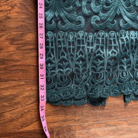 Bardot Gia Lace Midi Dress-NWT Size 4-Party/Holiday Dazzle - Picture 10 of 16